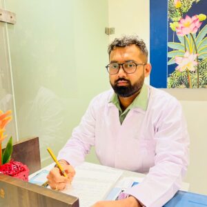 Dr.Kaustubh Bathe